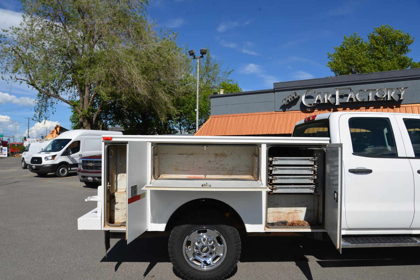 2015 White /Grey Chevrolet Silverado 2500HD Service Body with an 6.0 Liter V8 engine, Automatic transmission, located at 4562 State Avenue, Billings, MT, 59101, (406) 896-9833, 45.769516, -108.526772 - Photo#12